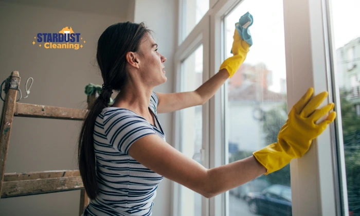 DIY Window Cleaning Hacks for Crystal-Clear Glass in Naremburn, NSW (When to Call the Pros!)